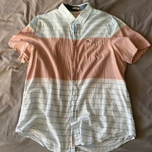Men’s short sleeve button down